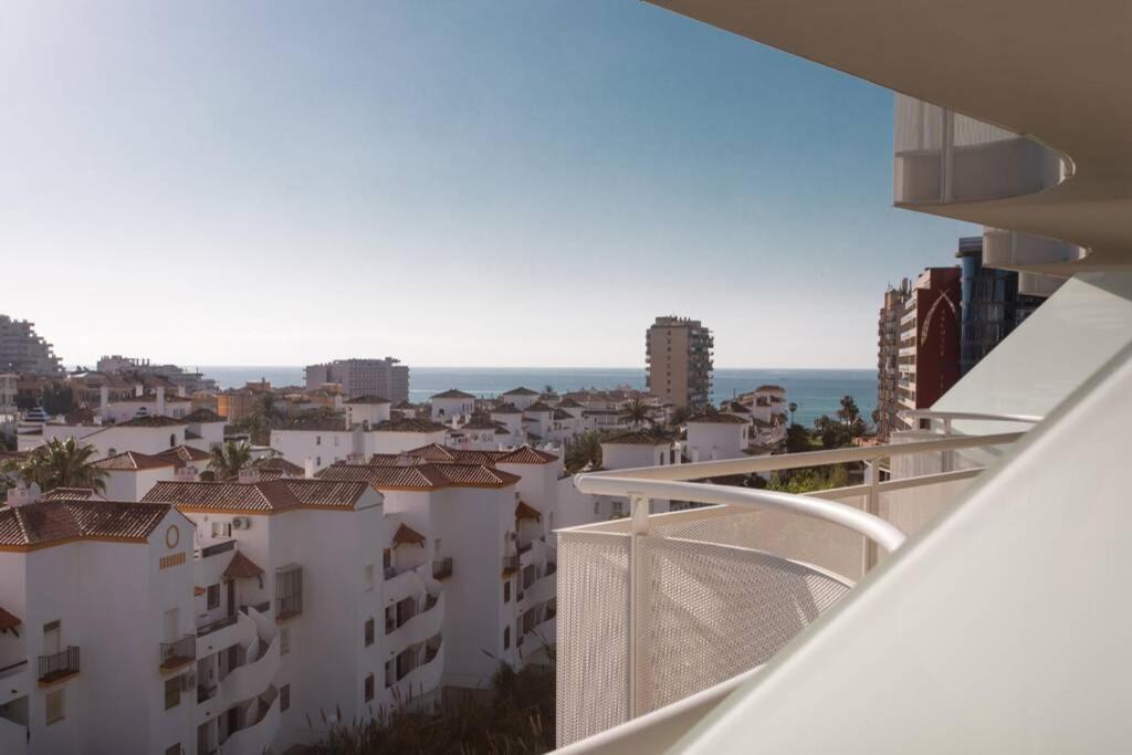 3 Bedroom Luxury Apartment In Benalmadena Exterior photo