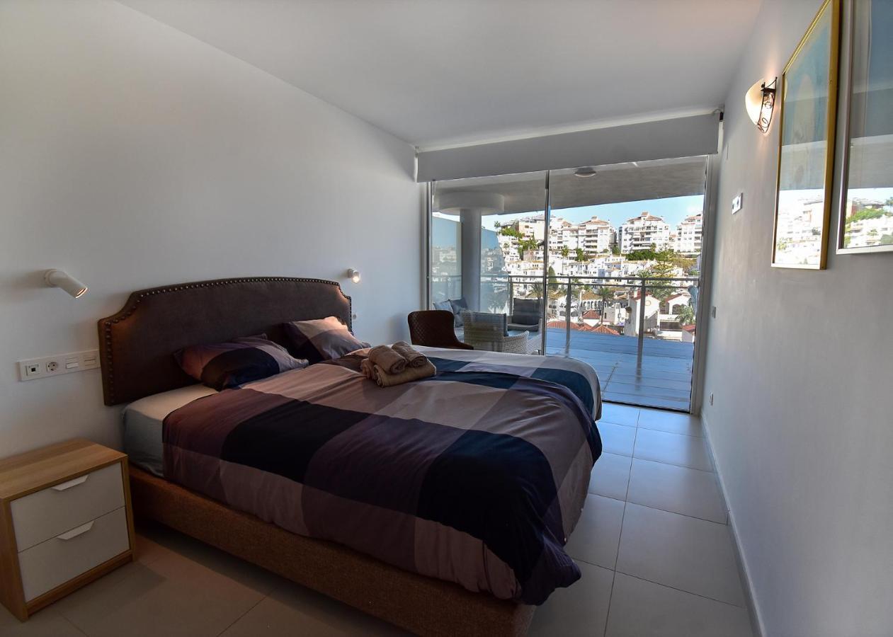 3 Bedroom Luxury Apartment In Benalmadena Exterior photo